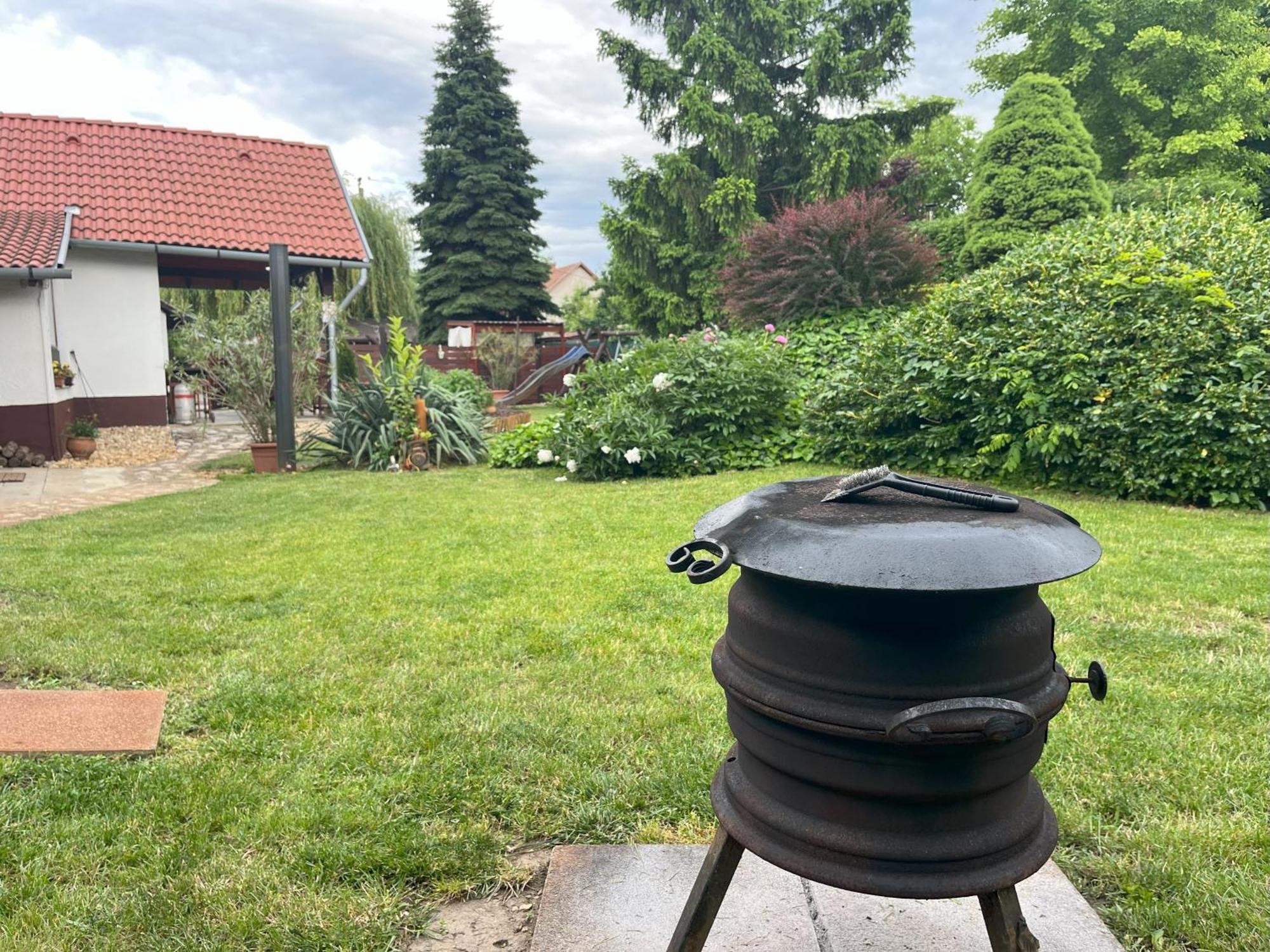 Idill Üdülőház Tiszafüred Esterno foto